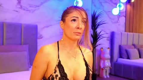 izabelle_02 online show from 19, 1, 2026