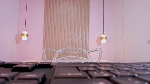 izelevans online show from 19, 2, 2026