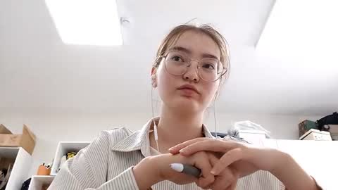 Mia online show from 3, 7, 2026