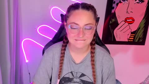 hot izys online show from 9, 3, 2025