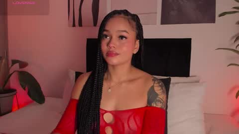 Snapshot of izzy_vega chatting on 6, 2, 2026 Izzy vega online show from 6, 2, 2026