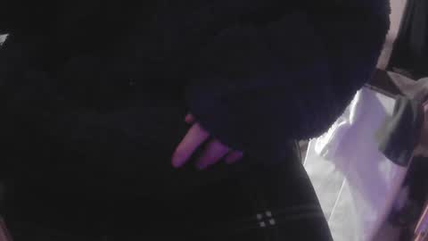 Snapshot of j0lteon_ chatting on 29, 3, 2026 Stuart online show from 29, 3, 2026