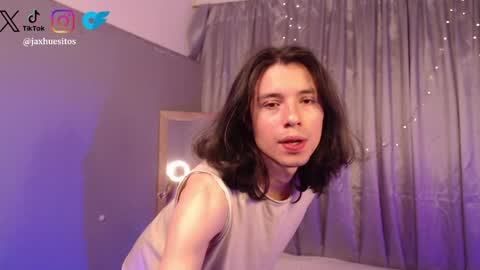 Snapshot of j_a_x_x_x_o_n chatting on 16, 4, 2026 Hey im Jaxxxon check my info online show from 16, 4, 2026