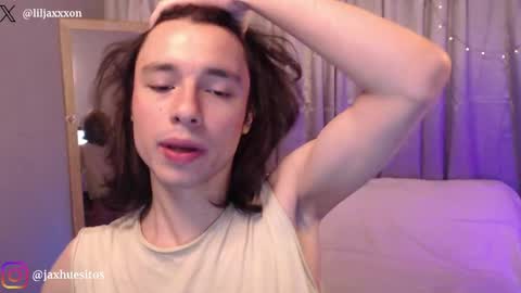 Snapshot of j_a_x_x_x_o_n chatting on 5, 5, 2026 Hey im Jaxxxon check my info online show from 5, 5, 2026