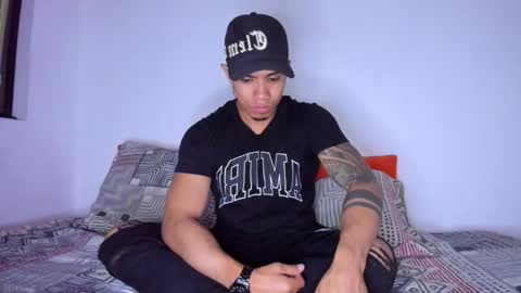 i am juan musiry independent model  online show from 22, 2, 2026