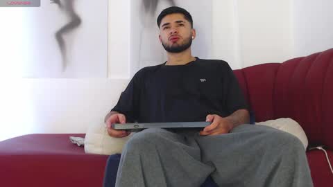 Snapshot of jack_hills2 chatting on 21, 4, 2026 online show from 21, 4, 2026