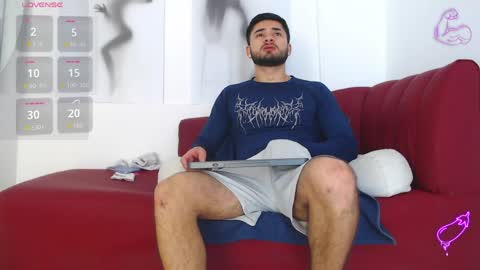 Snapshot of jack_hills2 chatting on 29, 5, 2026 online show from 29, 5, 2026