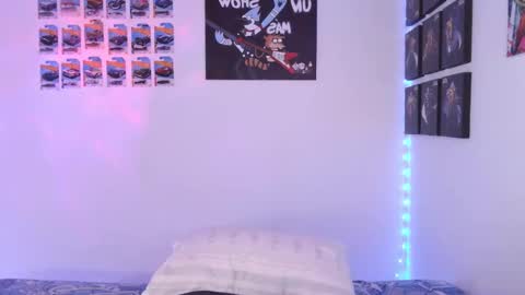 J online show from 25, 11, 2025