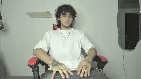 Snapshot of jackestaylor chatting on 10, 11, 2025 Jackes Taylor online show from 10, 11, 2025