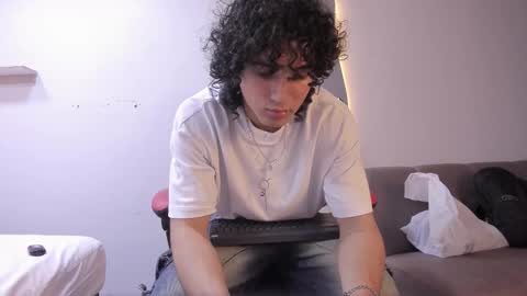 Snapshot of jackestaylor chatting on 6, 2, 2026 Jackes Taylor online show from 6, 2, 2026