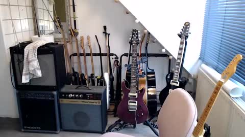 Jack independent model  online show from 22, 2, 2026