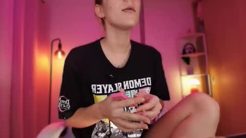 Linda Sofia help me get to 100 thumbs up online show from 11, 1, 2026