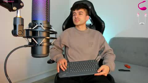 JACOB FERRER online show from 10, 2, 2026