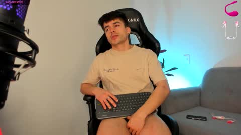 JACOB FERRER online show from 15, 2, 2026