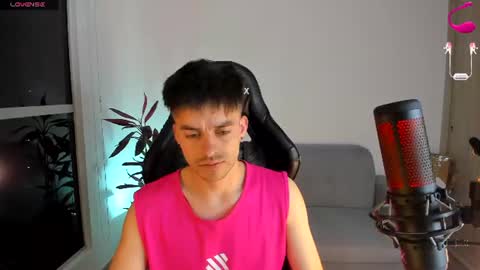 JACOB FERRER online show from 15, 6, 2026