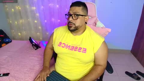 daddy sir master bear online show from 19, 2, 2025