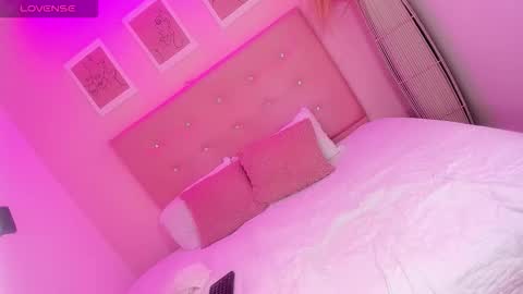 Snapshot of jaddy_lol chatting on 10, 2, 2026 Vanniall online show from 10, 2, 2026