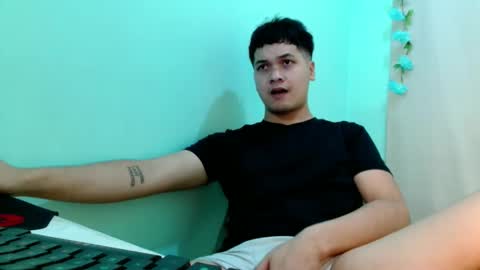 jade_halo online show from 2, 4, 2026