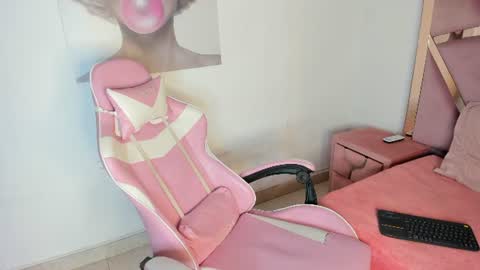 jade_ht online show from 5, 7, 2026