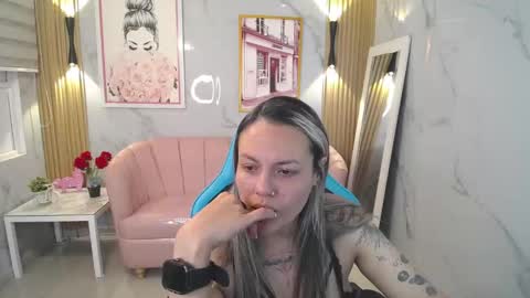 Jade  online show from 21, 10, 2025