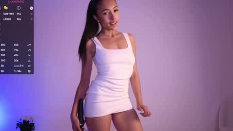 Jade Paris online show from 19, 10, 2025