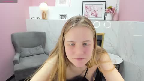 Snapshot of jade_soft chatting on 22, 12, 2024 Jade online show from 22, 12, 2024