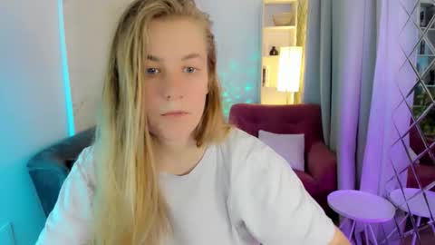 Snapshot of jade_soft chatting on 19, 9, 2025 Jade online show from 19, 9, 2025