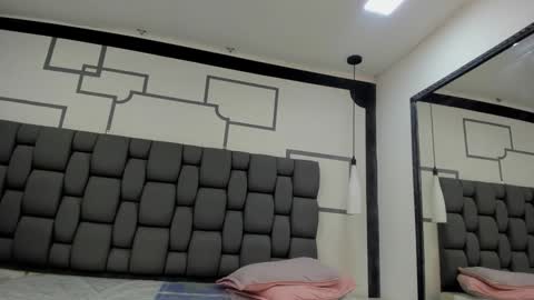 Jade  online show from 16, 12, 2024