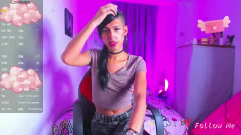 Jade Benett online show from 11, 11, 2025