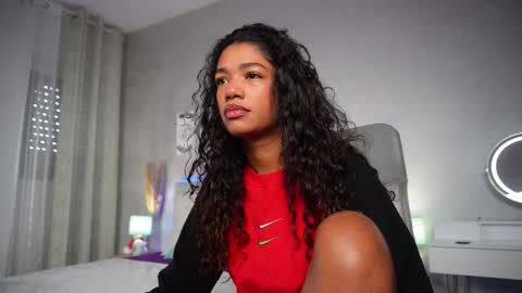 Snapshot of jadeciara chatting on 11, 11, 2025 Jade online show from 11, 11, 2025