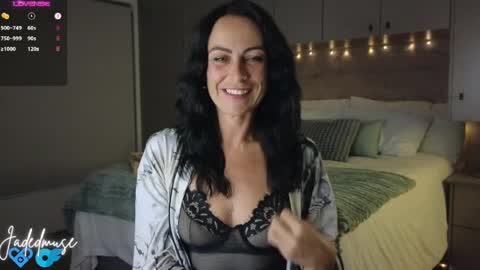 Jade online show from 3, 4, 2026