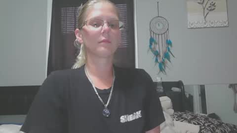 Snapshot of jadeluv chatting on 25, 5, 2026 JadeLuv online show from 25, 5, 2026