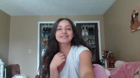 Jade Santanna online show from 6, 7, 2026