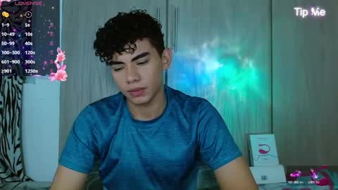 javi15  online show from 12, 12, 2024