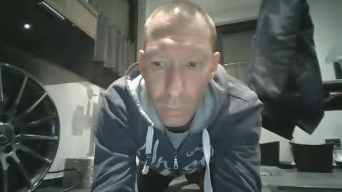 jak_81 online show from 13, 1, 2026