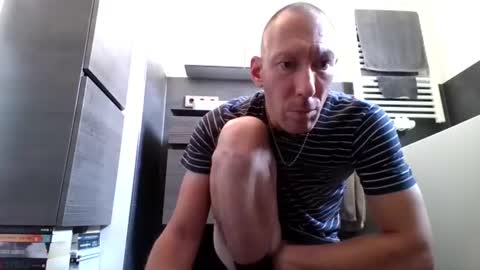 jak_81 online show from 22, 7, 2026