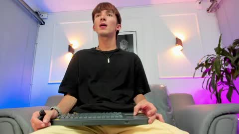 JAKE online show from 12, 4, 2026