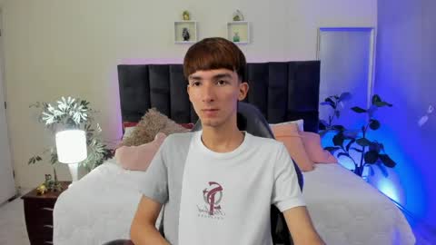 Snapshot of jake_evanss_ chatting on 8, 5, 2026 JAKE online show from 8, 5, 2026