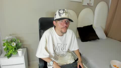 Jake  online show from 8, 5, 2026