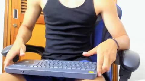 Hi guys im new 3 online show from 24, 1, 2025