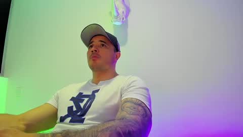 jakestone_1 online show from 6, 4, 2026