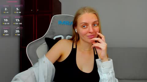 Snapshot of jam_cream chatting on 20, 5, 2026 Sofia online show from 20, 5, 2026