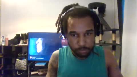 Snapshot of jamelw31 chatting on 5, 7, 2026 Naughty Jamel online show from 5, 7, 2026