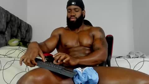 Snapshot of james_bbcmuscle chatting on 30, 9, 2025 James BBC online show from 30, 9, 2025