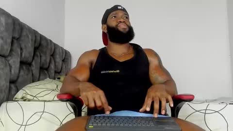 Snapshot of james_bbcmuscle chatting on 1, 10, 2025 James BBC online show from 1, 10, 2025