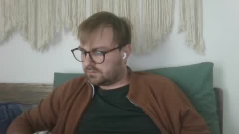 Snapshot of james_heron chatting on 6, 3, 2025 James Heron online show from 6, 3, 2025