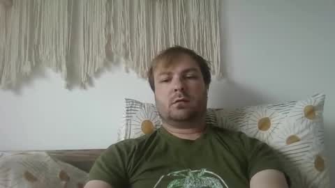 Snapshot of james_heron chatting on 10, 9, 2025 James Heron online show from 10, 9, 2025