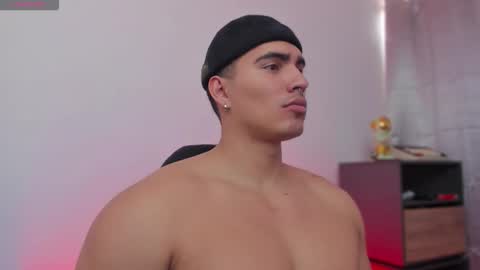 James Gray online show from 18, 11, 2025