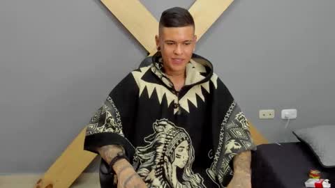 Jamesinked  online show from 18, 12, 2024