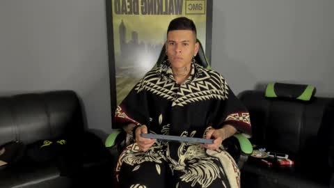 Jamesinked  online show from 23, 12, 2024